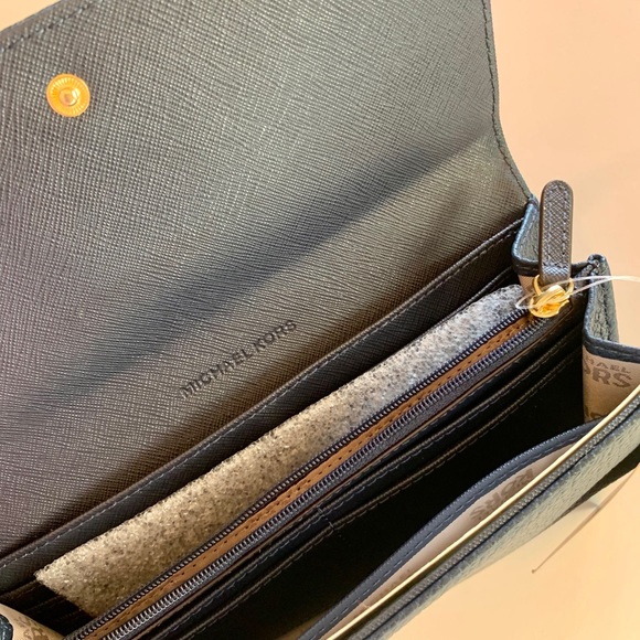 MICHAEL Michael Kors Fulton Flap Continental Navy - Picture 3 of 5